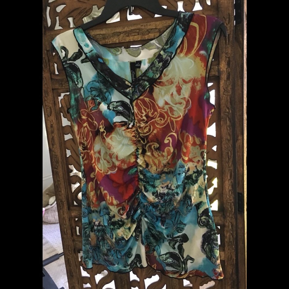 Classy sleeveless ruched  multi color top